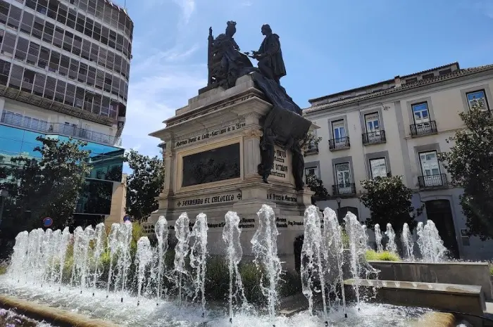 Plaza Isabel La Católica