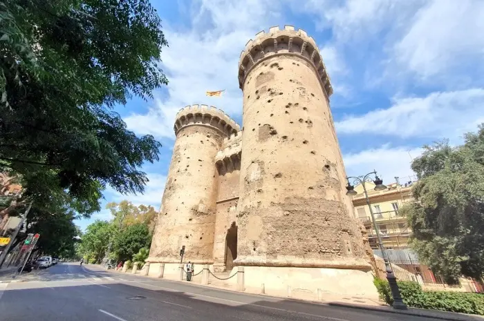 Quart Towers