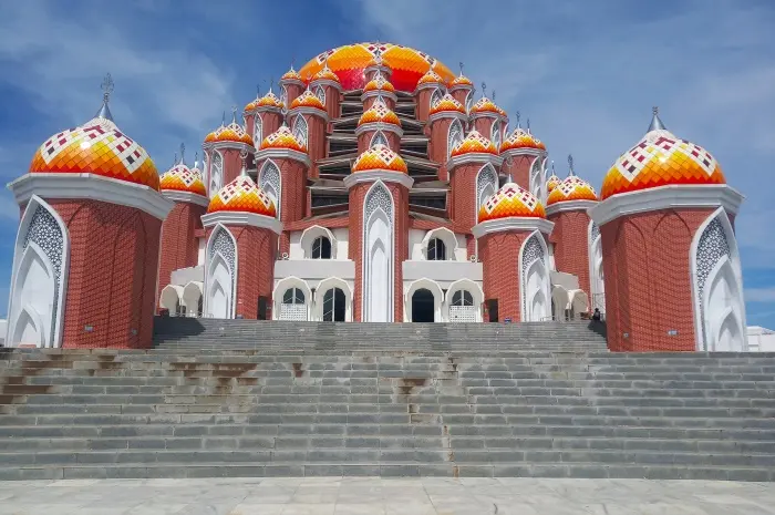 Various Fun Activities You Can Do 99 Dome Mosque