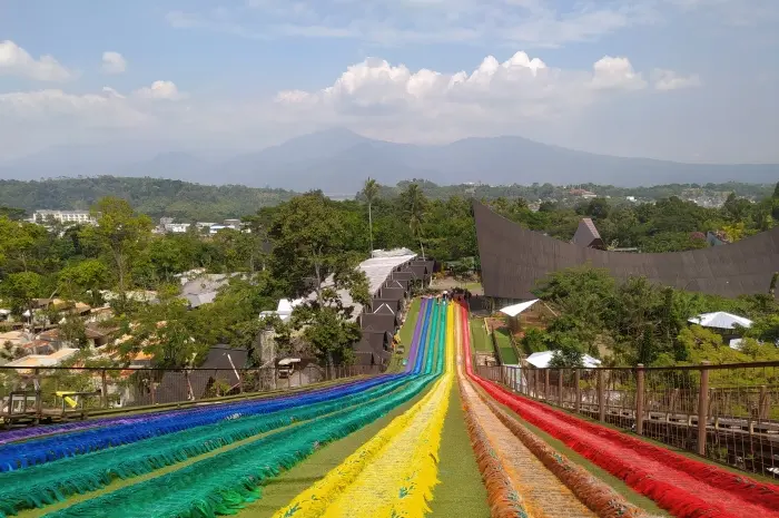 Various Fun Activities You Can Do Dusun Semilir