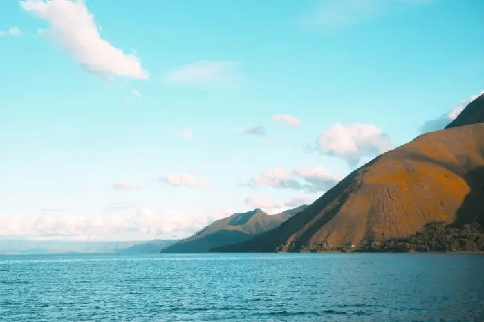 Access to Lake Toba