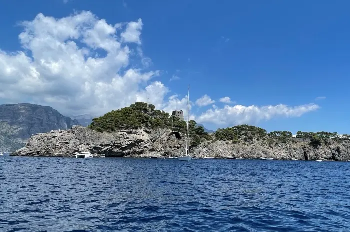 Exploring Li Galli Positano
